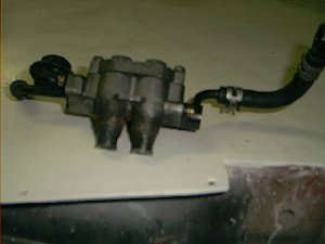 this is the intake primary injector rail which fits directly into the block